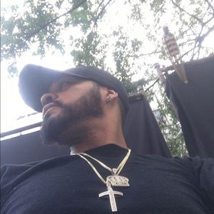 Meet your Posher, Andres